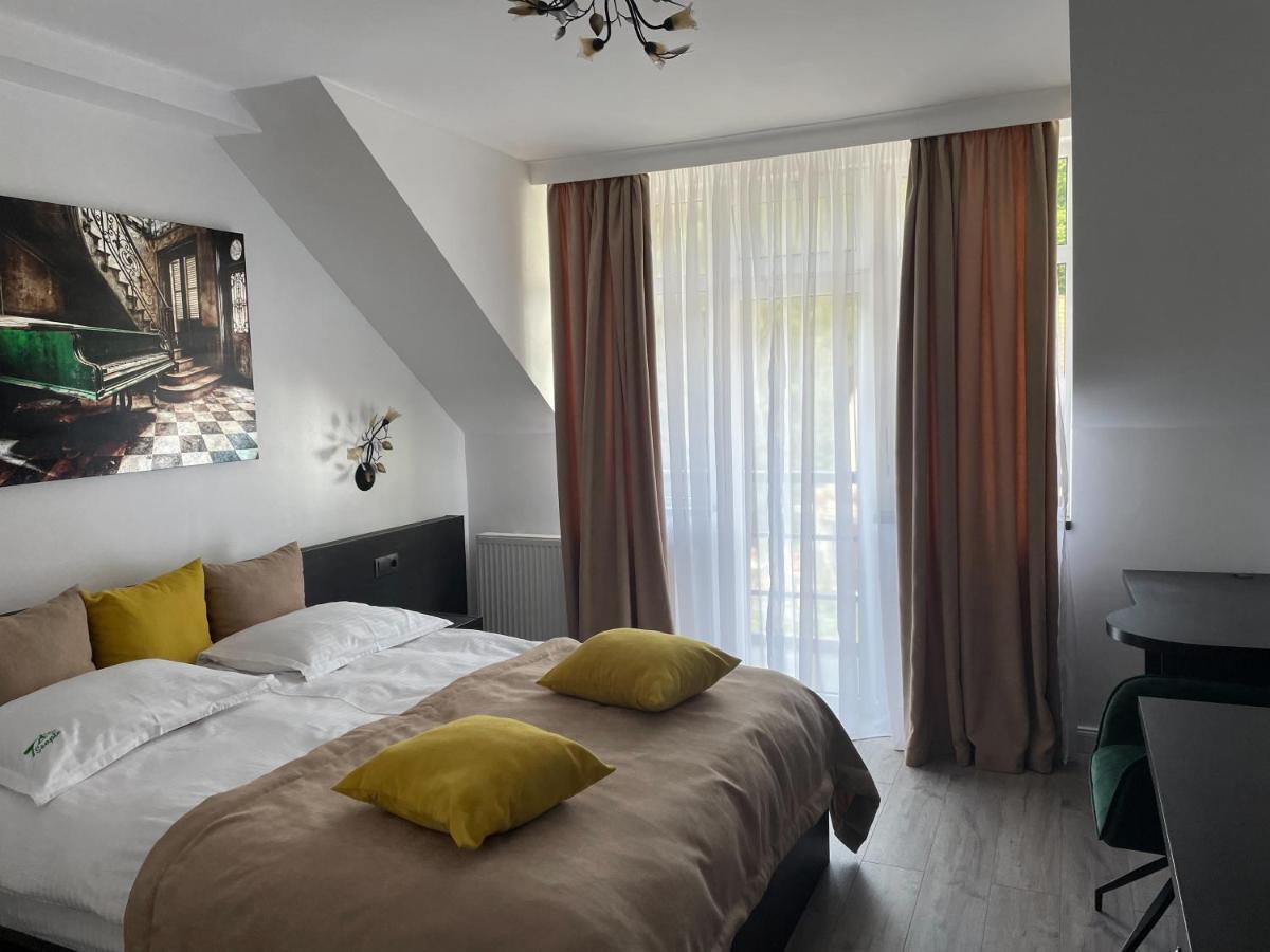 7Soapte Timișu de Jos Extérieur photo