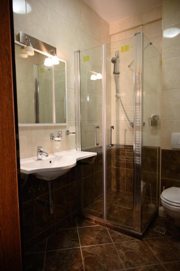 7Soapte Timișu de Jos Extérieur photo