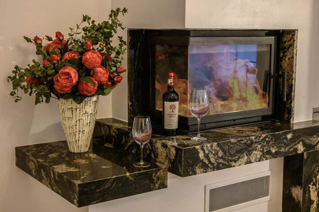 7Soapte Timișu de Jos Extérieur photo